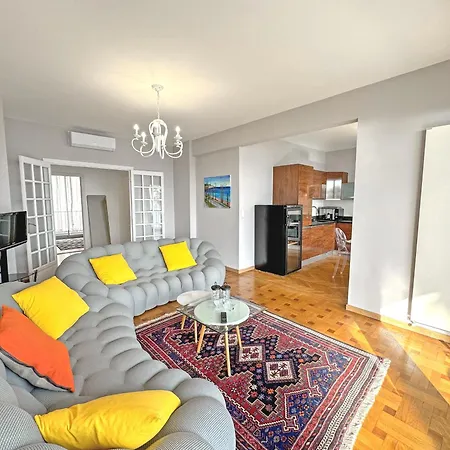 Cosy Cariatides Promenade Nice