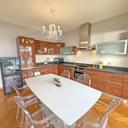 Appartement Cosy Cariatides Promenade